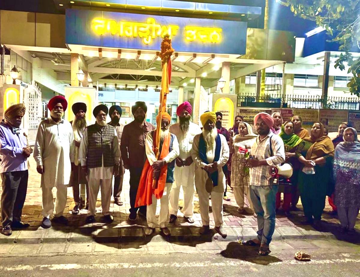 ਰਾਮਗੜ੍ਹੀਆ ਸਭਾ ਮੁਹਾਲੀ ਵੱਲੋਂ ਸ੍ਰੀ ਗੁਰੂ ਨਾਨਕ ਦੇਵ ਜੀ ਦੇ ਪ੍ਰਕਾਸ਼ ਪੁਰਬ ਦੇ ਸਬੰਧ ਵਿੱਚ ਪ੍ਰਭਾਤ ਫੇਰੀਆਂ ਸ਼ੁਰੂ